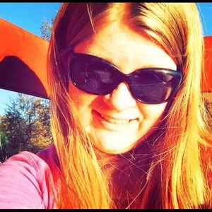 Meet your Posher, Brianna